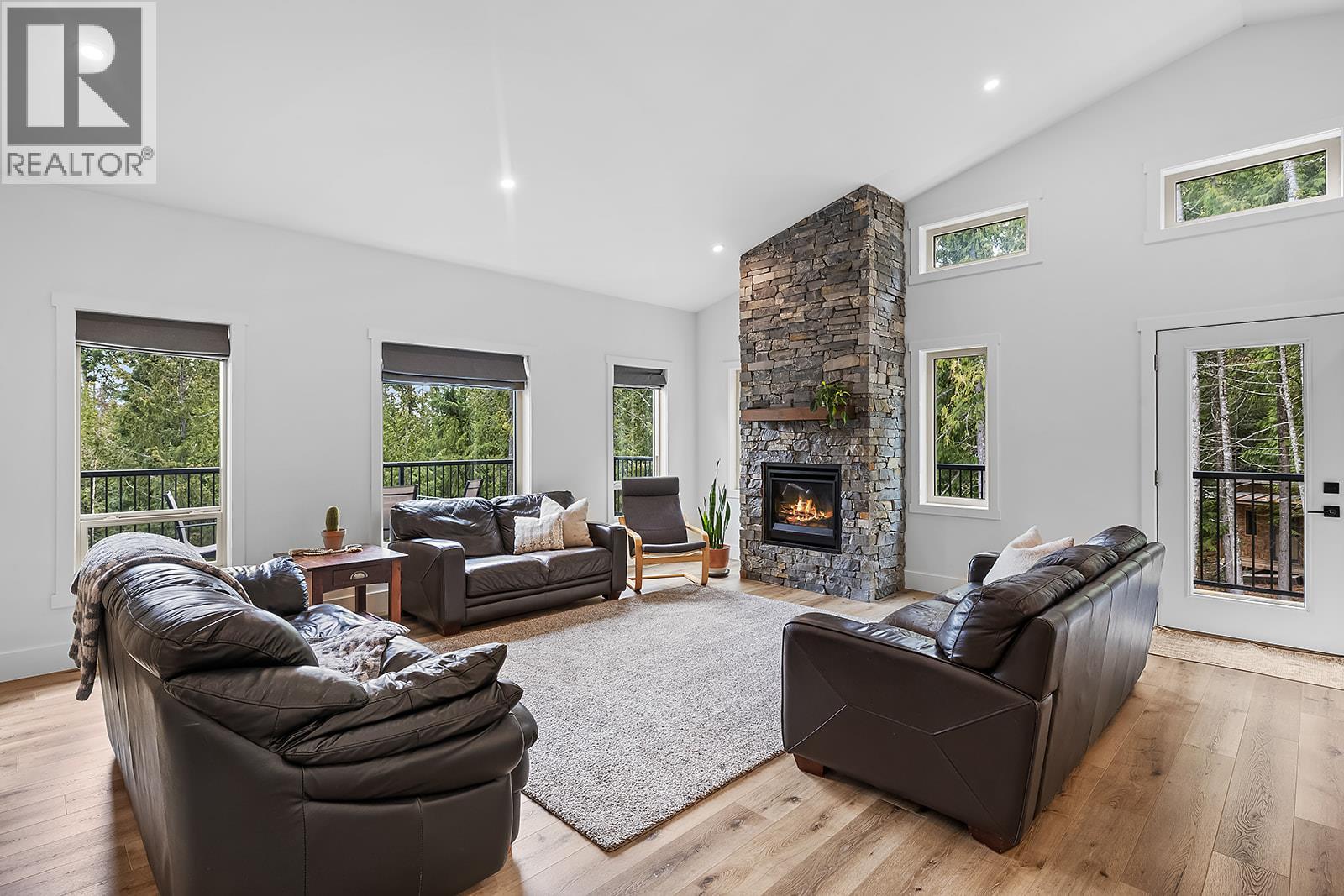 1562 Teetzel Road, Creston, British Columbia  V0B 1G7 - Photo 10 - 10382414