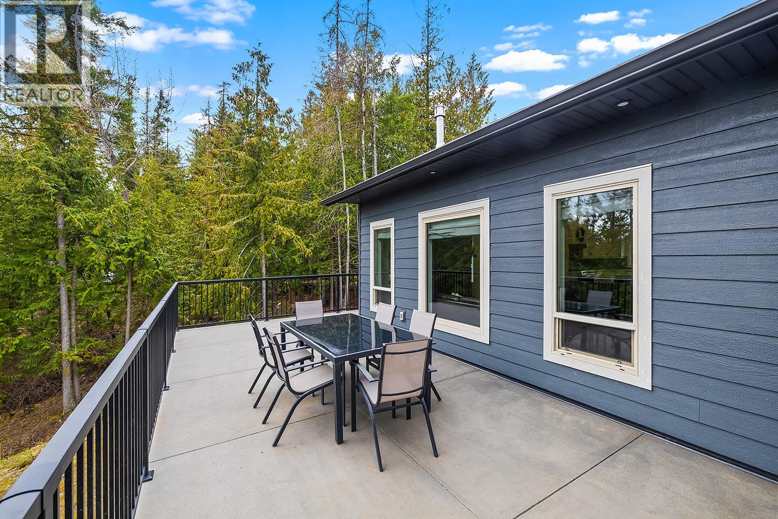 1562 Teetzel Road, Creston, British Columbia  V0B 1G7 - Photo 30 - 10382414