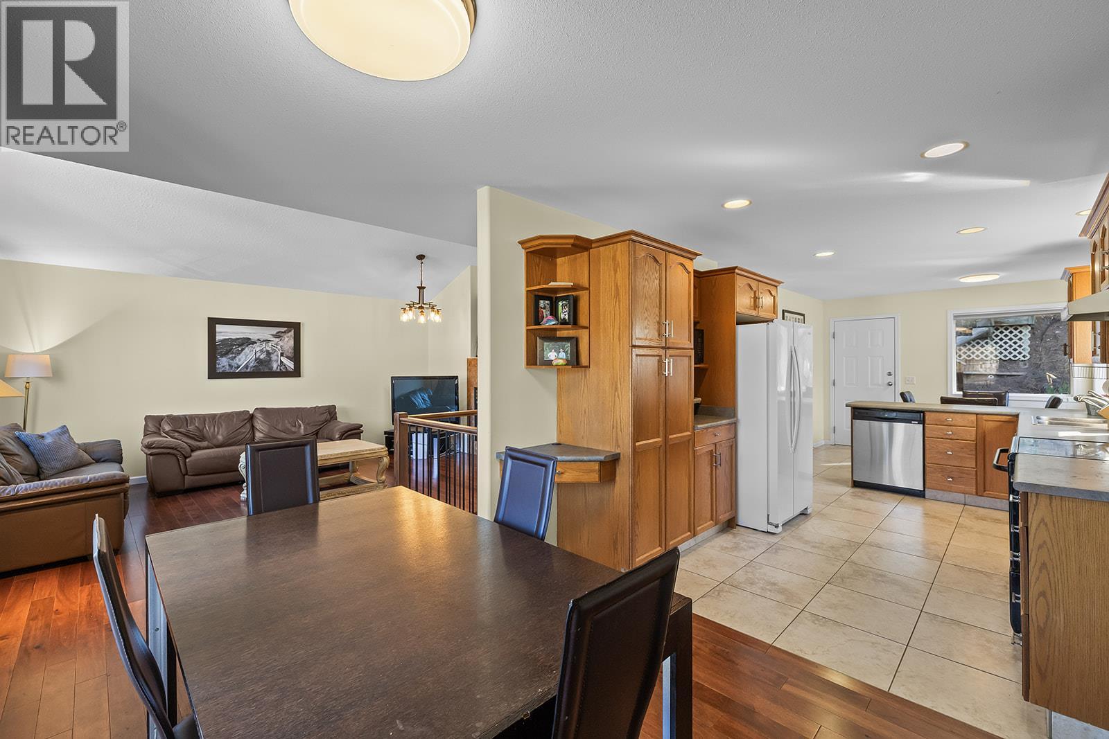 413 Rio Drive, Kelowna, British Columbia  V1V 2L2 - Photo 11 - 10383191