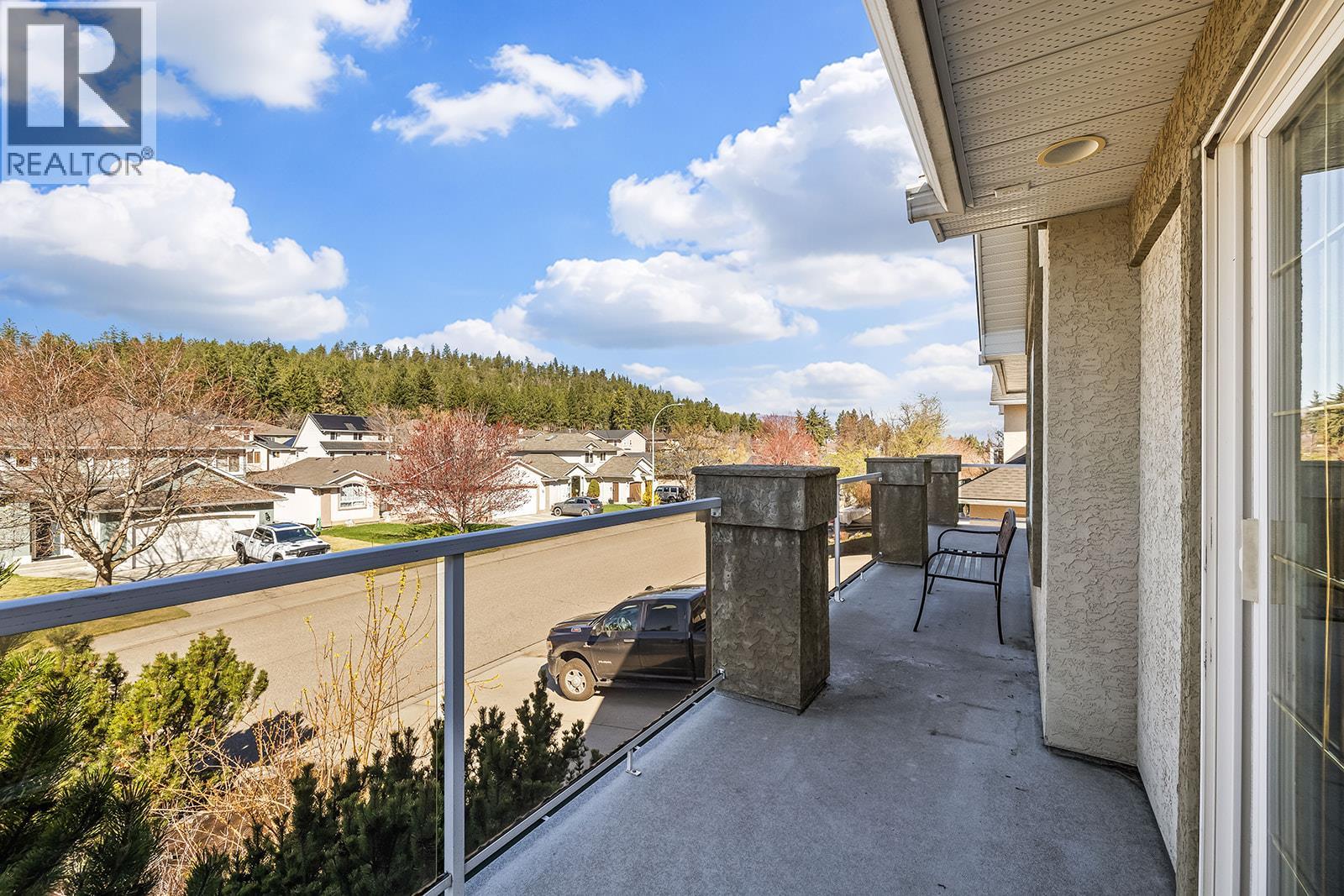 413 Rio Drive, Kelowna, British Columbia  V1V 2L2 - Photo 9 - 10383191