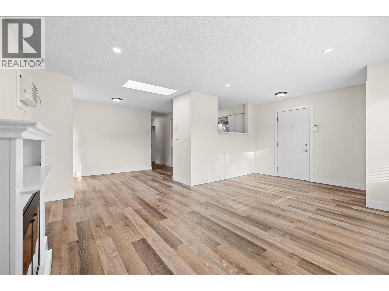 740 Raymer Avenue, Kelowna, British Columbia  V1Y 4Z8 - Photo 8 - 10383247