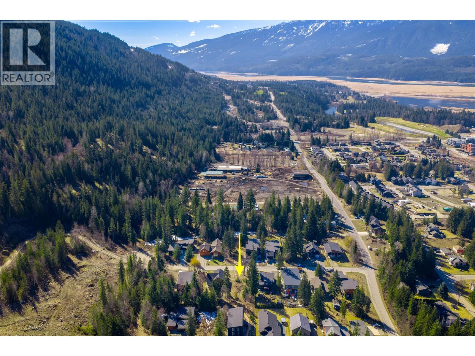 2070 Mountain Gate Road, Revelstoke, British Columbia  V0E 2S1 - Photo 13 - 10382164