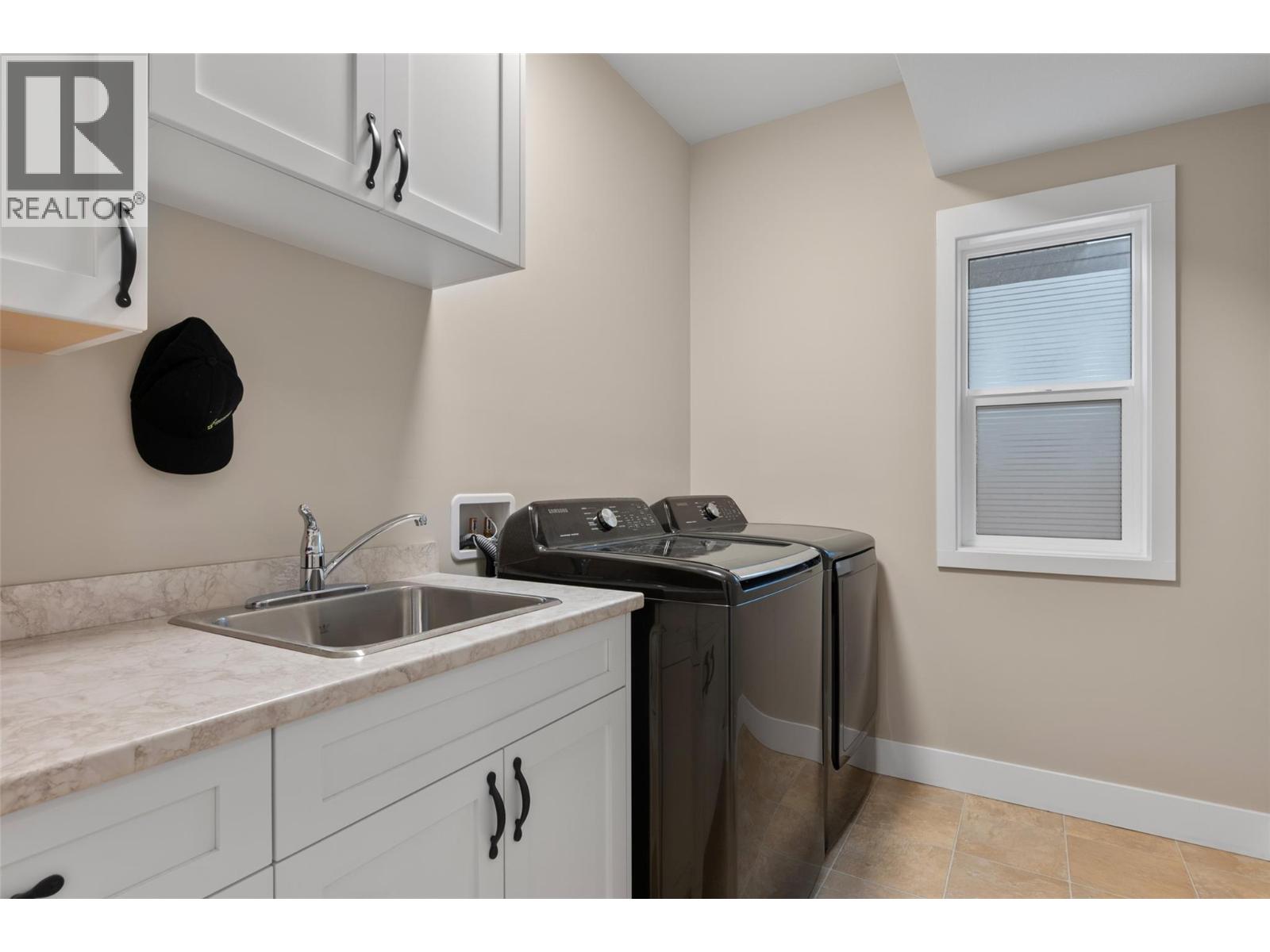 2535 Sunset Drive, Kamloops, British Columbia  V2C 4K1 - Photo 18 - 10383002