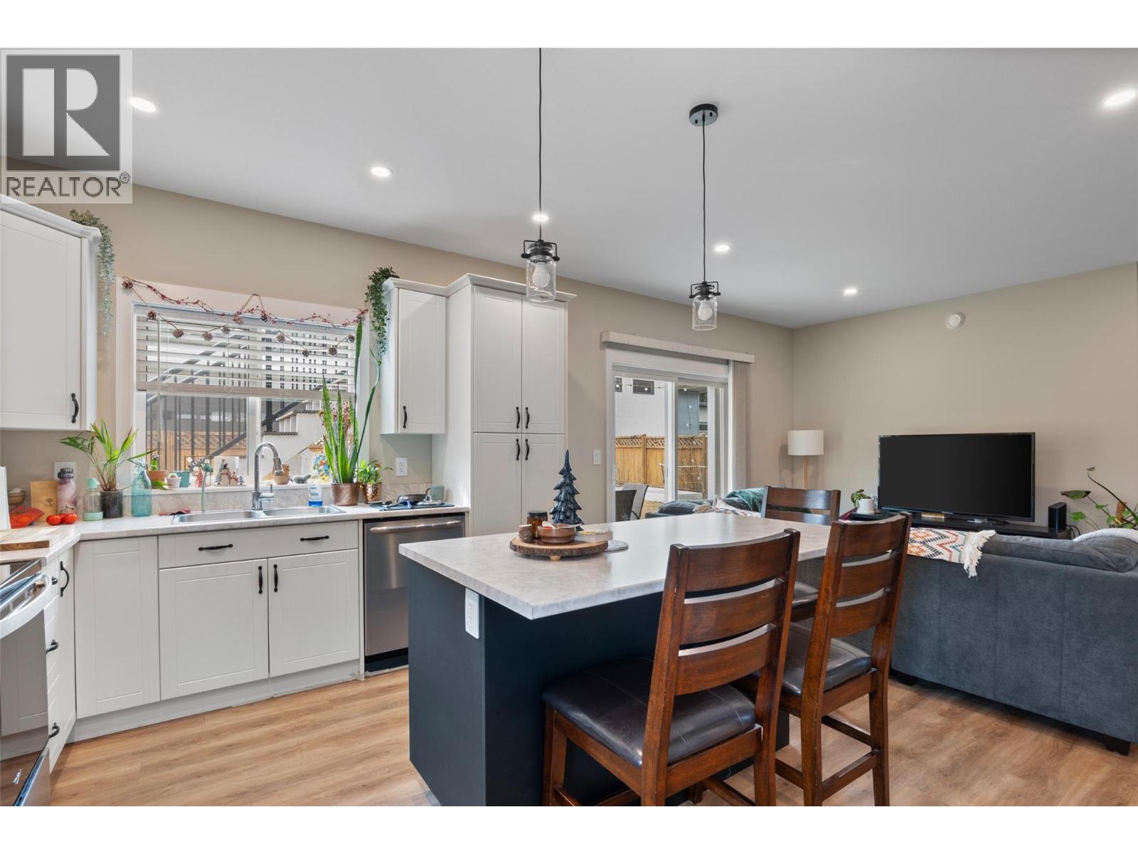 2535 Sunset Drive, Kamloops, British Columbia  V2C 4K1 - Photo 26 - 10383002