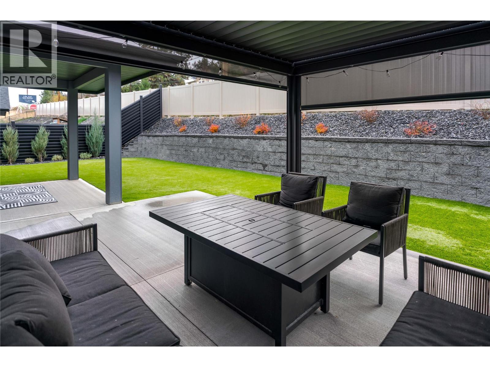 4315 Ladd Court, Kelowna, British Columbia  V1W 0B6 - Photo 10 - 10383404