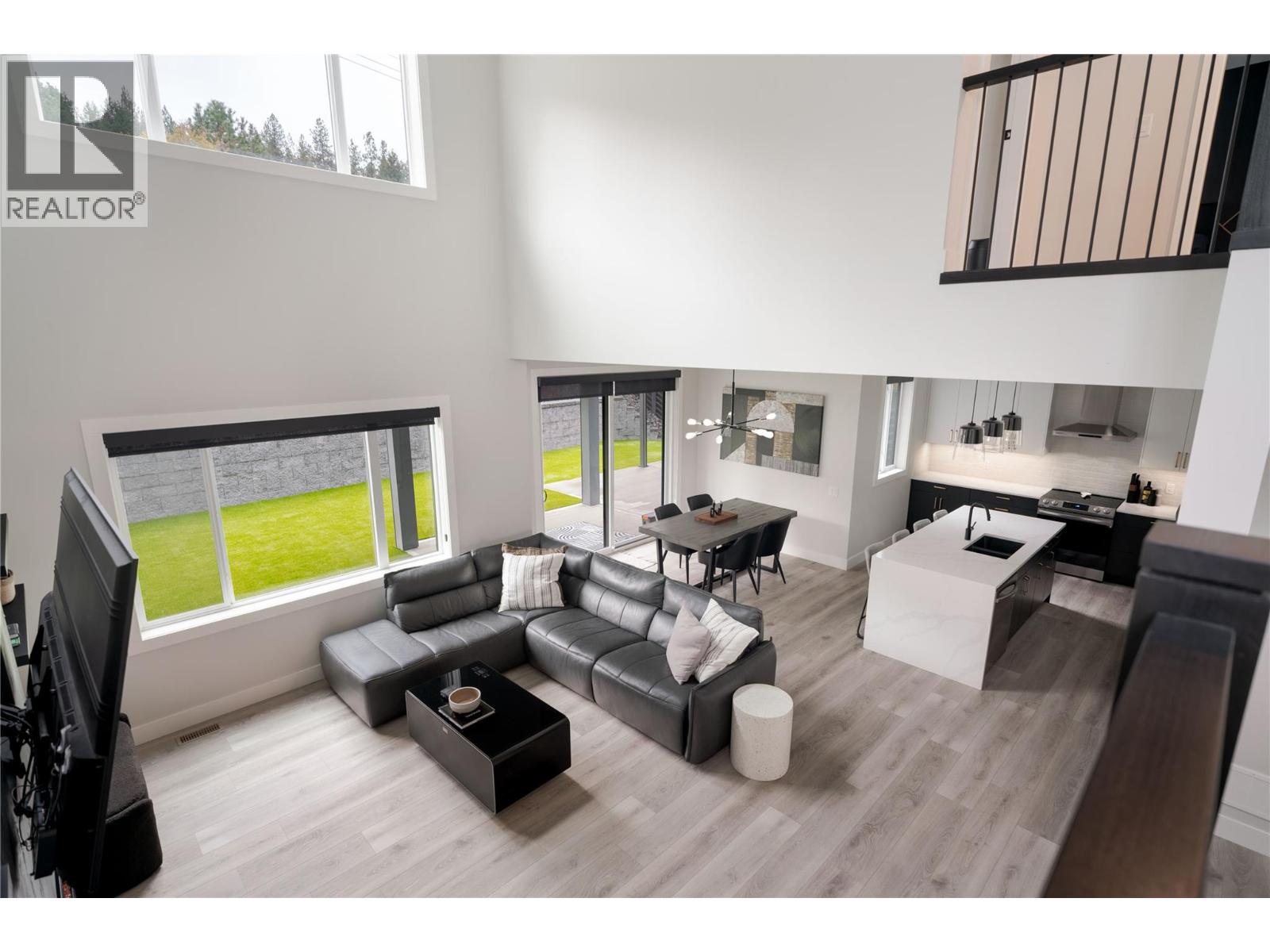 4315 Ladd Court, Kelowna, British Columbia  V1W 0B6 - Photo 24 - 10383404