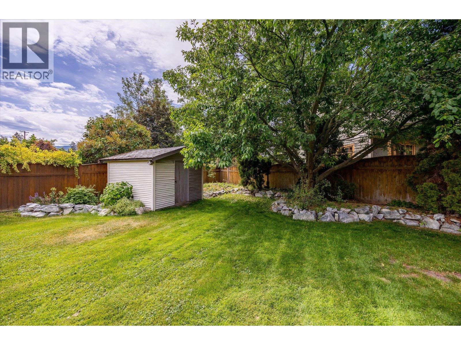 3925 Flower Court, Kelowna, British Columbia  V1W 4W2 - Photo 48 - 10383163