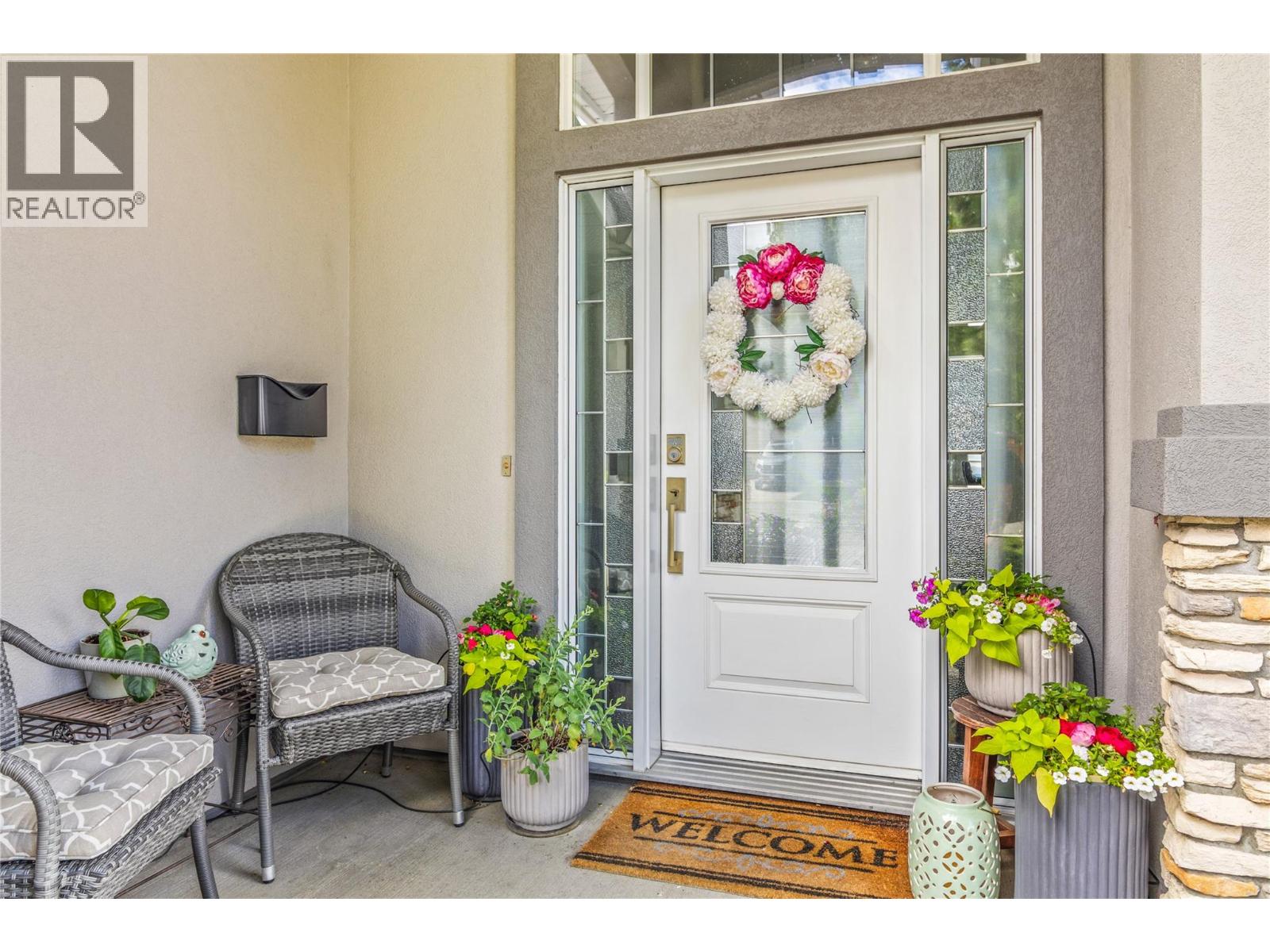 187 Coppertree Court, Kamloops, British Columbia  V2E 2N4 - Photo 4 - 10381240