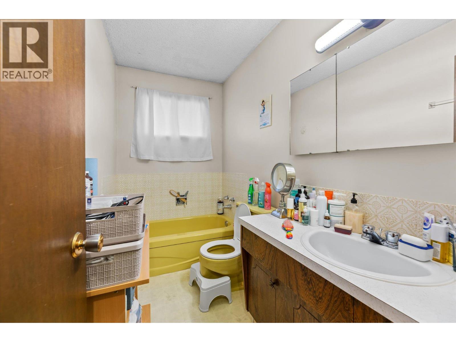 530-540 Hollywood Road N, Kelowna, British Columbia  V1X 6J5 - Photo 15 - 10377882