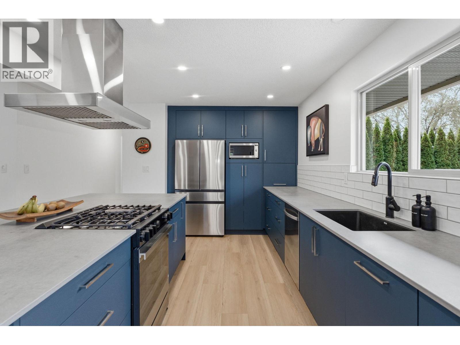 1729 Gillard Drive, Kelowna, British Columbia  V1Y 4K2 - Photo 12 - 10383214