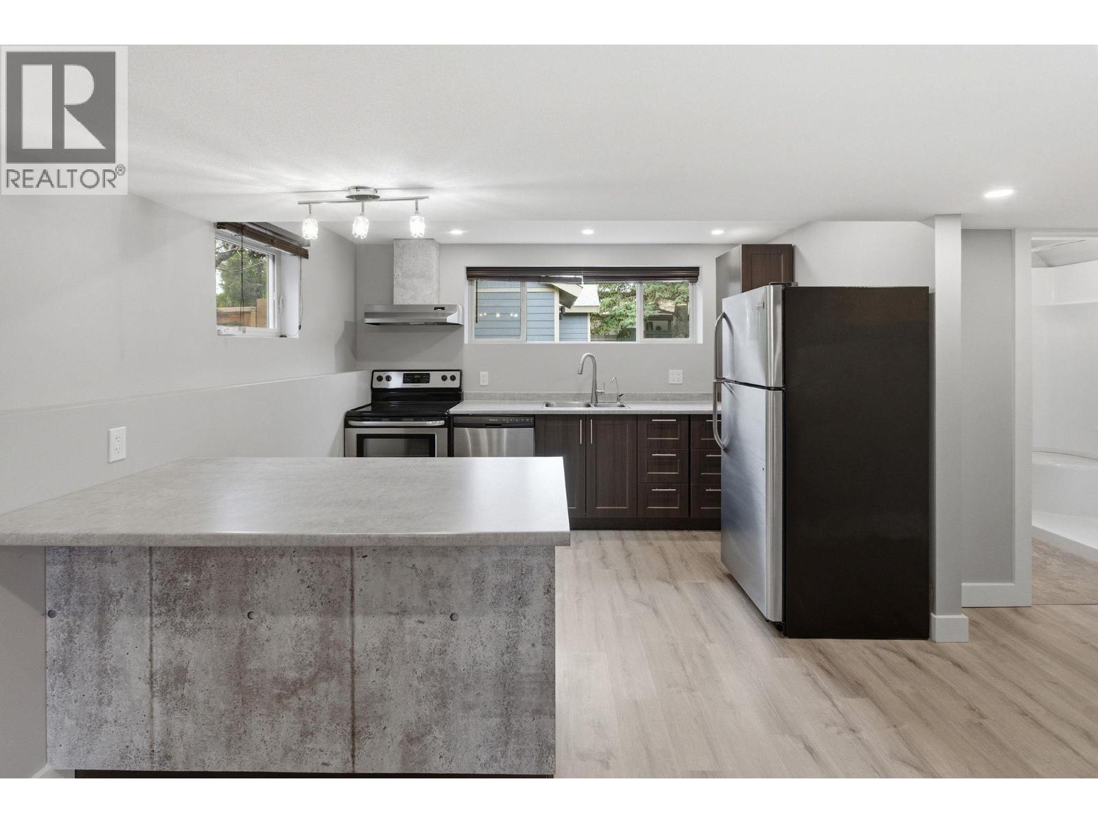 1729 Gillard Drive, Kelowna, British Columbia  V1Y 4K2 - Photo 21 - 10383214