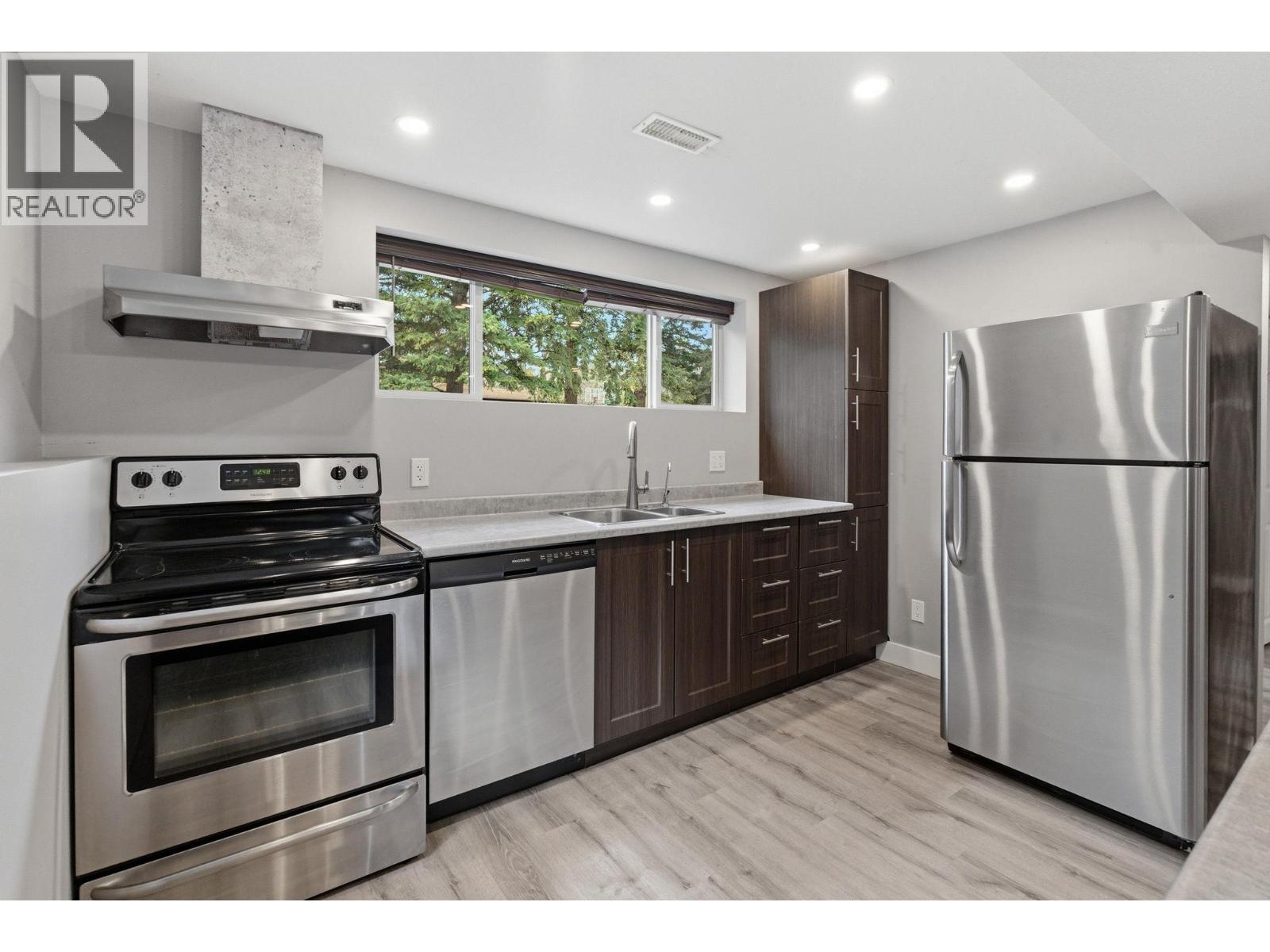 1729 Gillard Drive, Kelowna, British Columbia  V1Y 4K2 - Photo 22 - 10383214