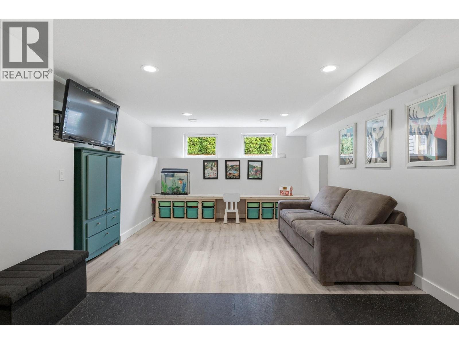 1729 Gillard Drive, Kelowna, British Columbia  V1Y 4K2 - Photo 31 - 10383214