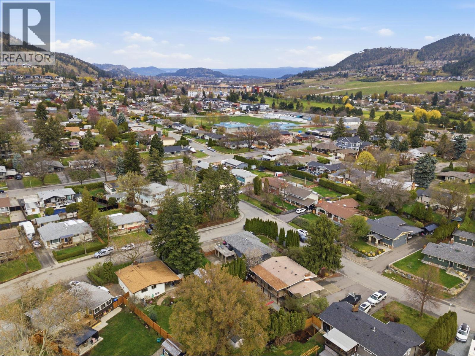 1729 Gillard Drive, Kelowna, British Columbia  V1Y 4K2 - Photo 48 - 10383214