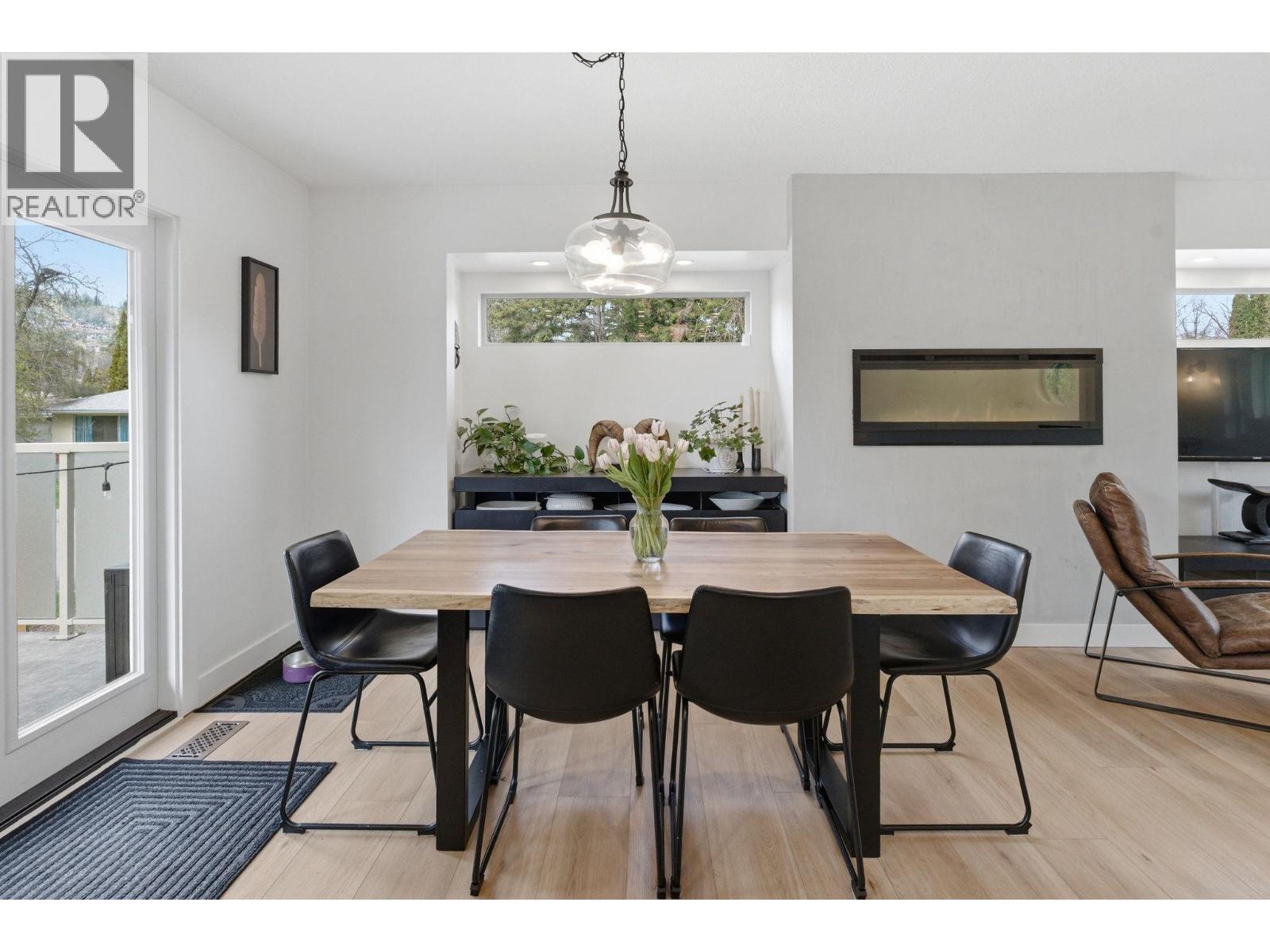 1729 Gillard Drive, Kelowna, British Columbia  V1Y 4K2 - Photo 8 - 10383214