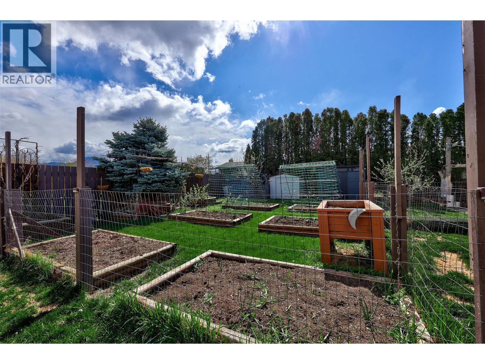 1825 Parkcrest Avenue, Kamloops, British Columbia  V2B 4W8 - Photo 33 - 10383177