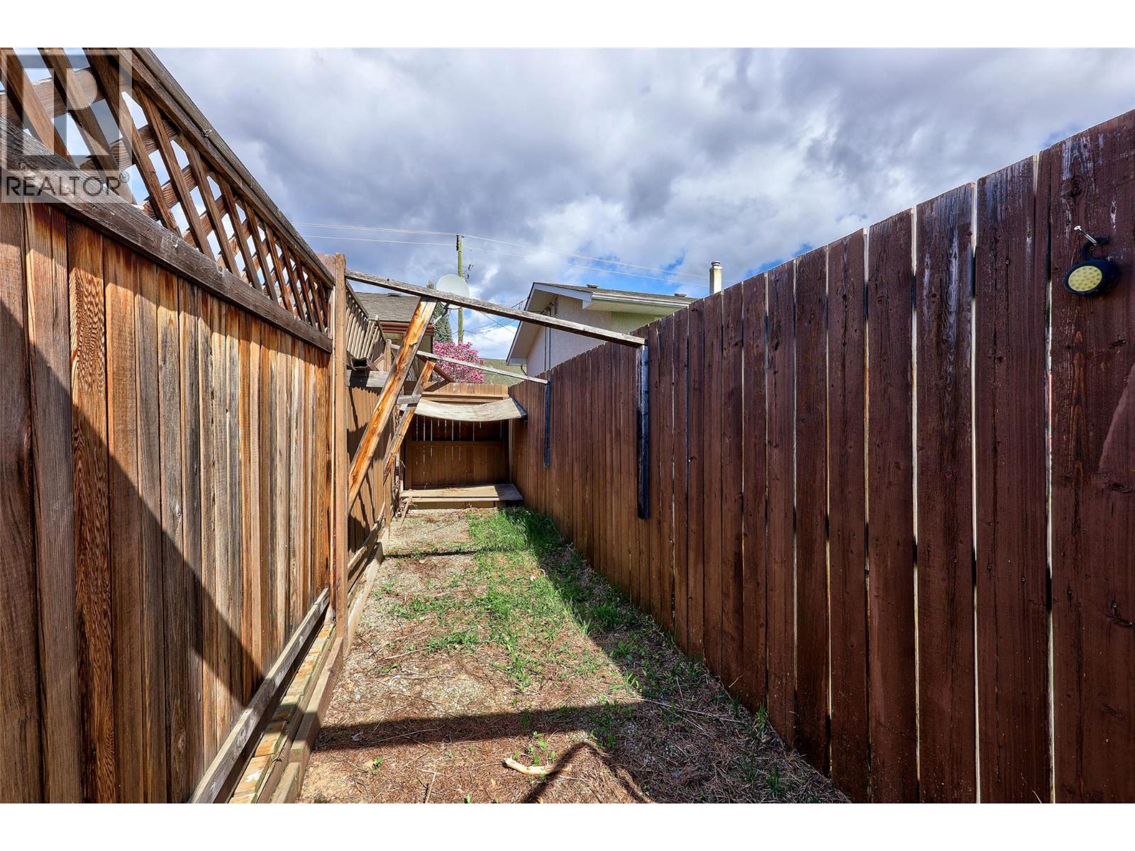 1825 Parkcrest Avenue, Kamloops, British Columbia  V2B 4W8 - Photo 34 - 10383177