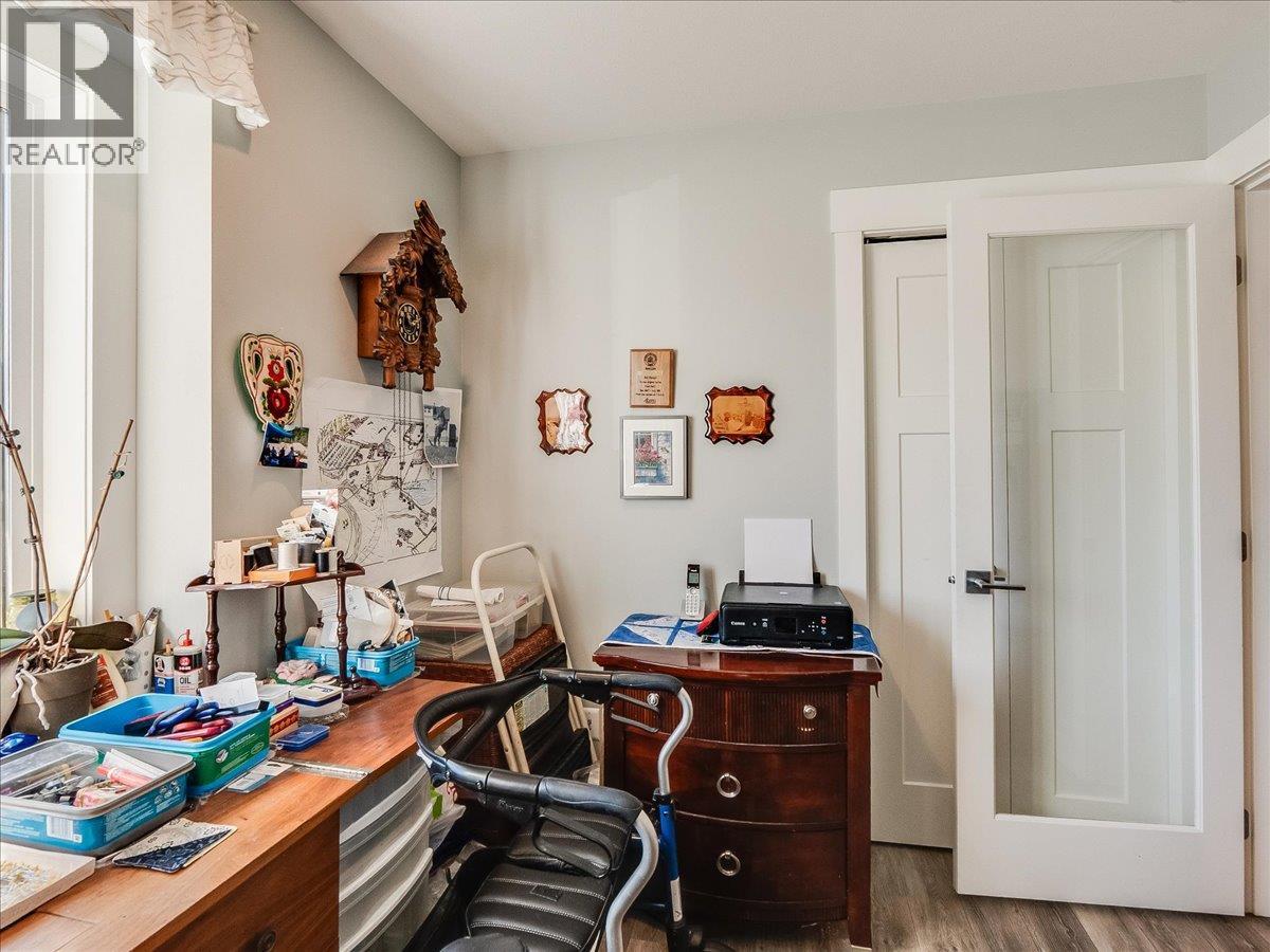 4008 16th Avenue, Castlegar, British Columbia  V1N 4A2 - Photo 37 - 10382931