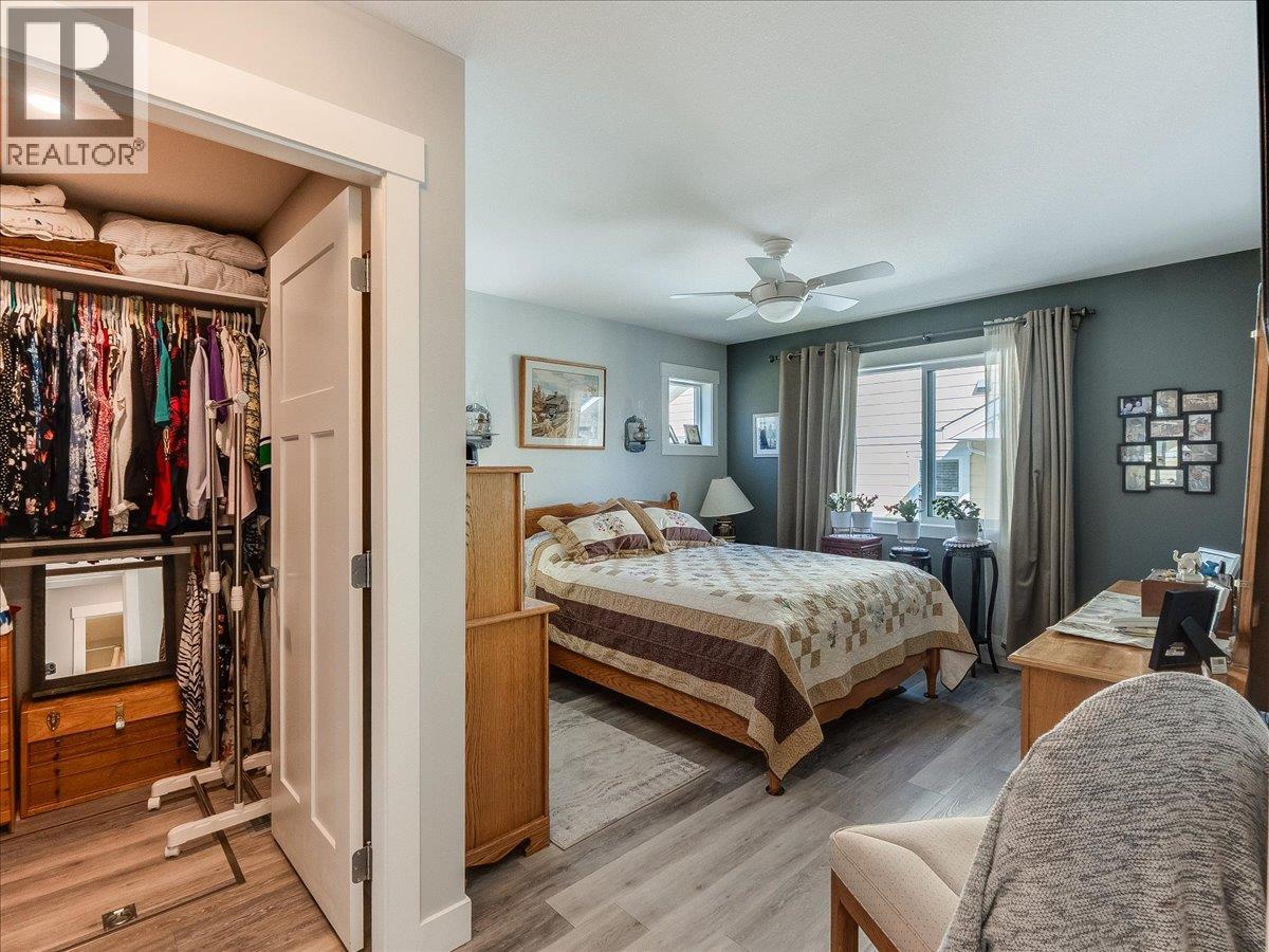 4008 16th Avenue, Castlegar, British Columbia  V1N 4A2 - Photo 40 - 10382931