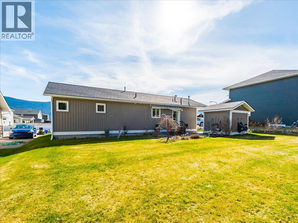 4008 16th Avenue, Castlegar, British Columbia  V1N 4A2 - Photo 43 - 10382931