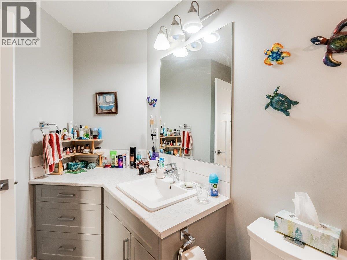 4008 16th Avenue, Castlegar, British Columbia  V1N 4A2 - Photo 55 - 10382931