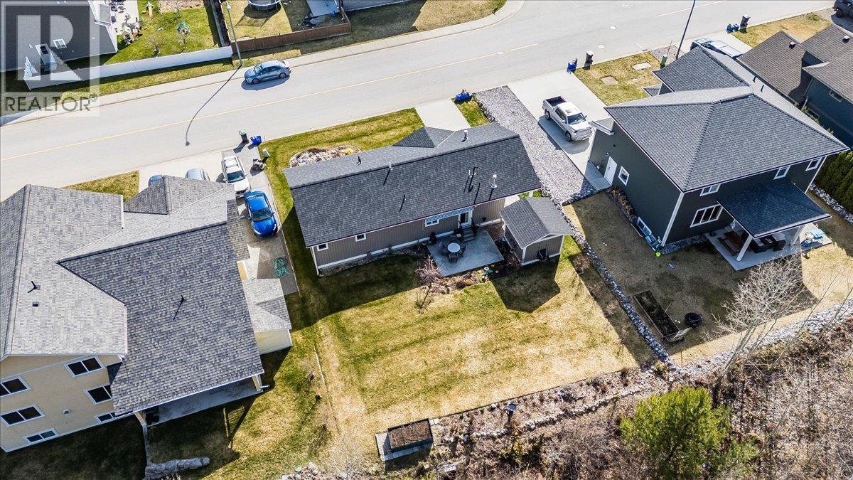 4008 16th Avenue, Castlegar, British Columbia  V1N 4A2 - Photo 7 - 10382931