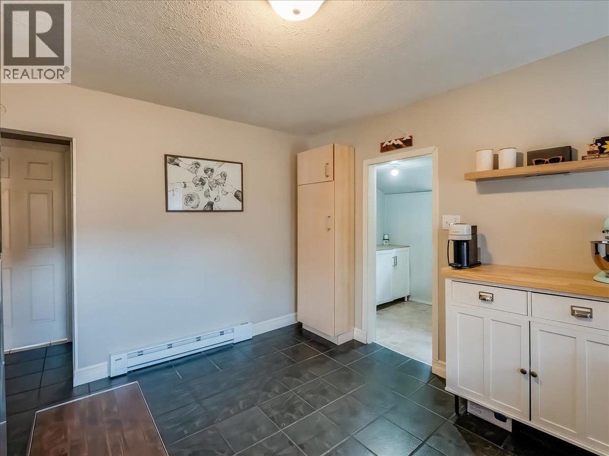 2006 Daniel Street, Trail, British Columbia  V1R 4G9 - Photo 22 - 10382701