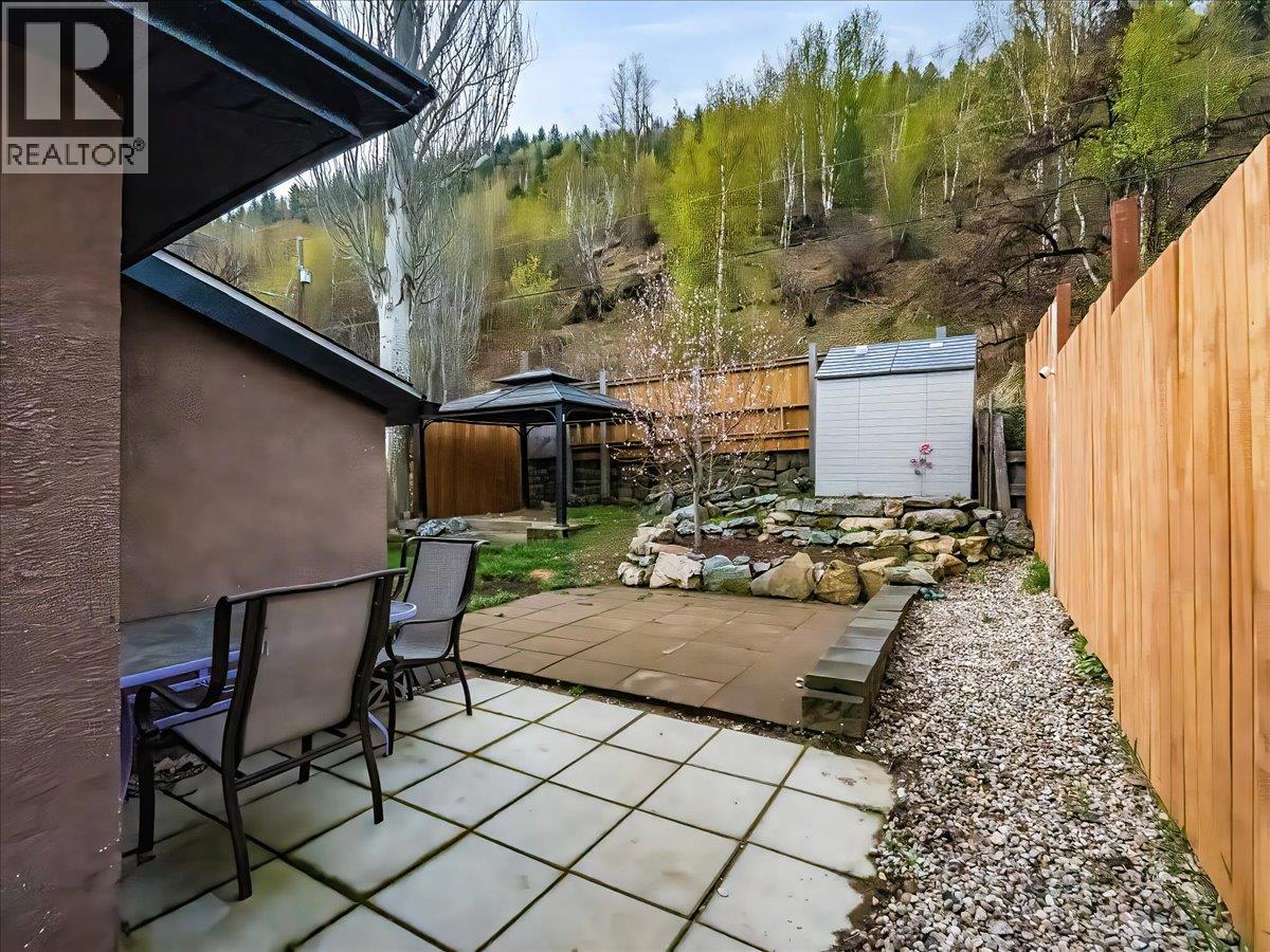 2006 Daniel Street, Trail, British Columbia  V1R 4G9 - Photo 5 - 10382701