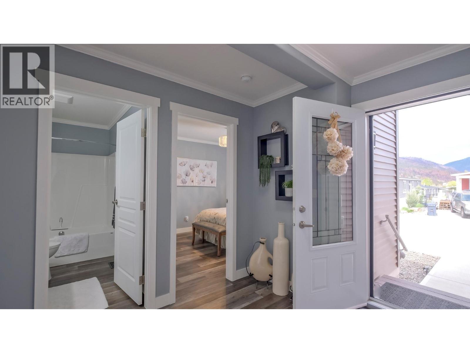 1835 Nancee Way Court Unit# 76, Kelowna, British Columbia  V1Z 4C1 - Photo 3 - 10383395