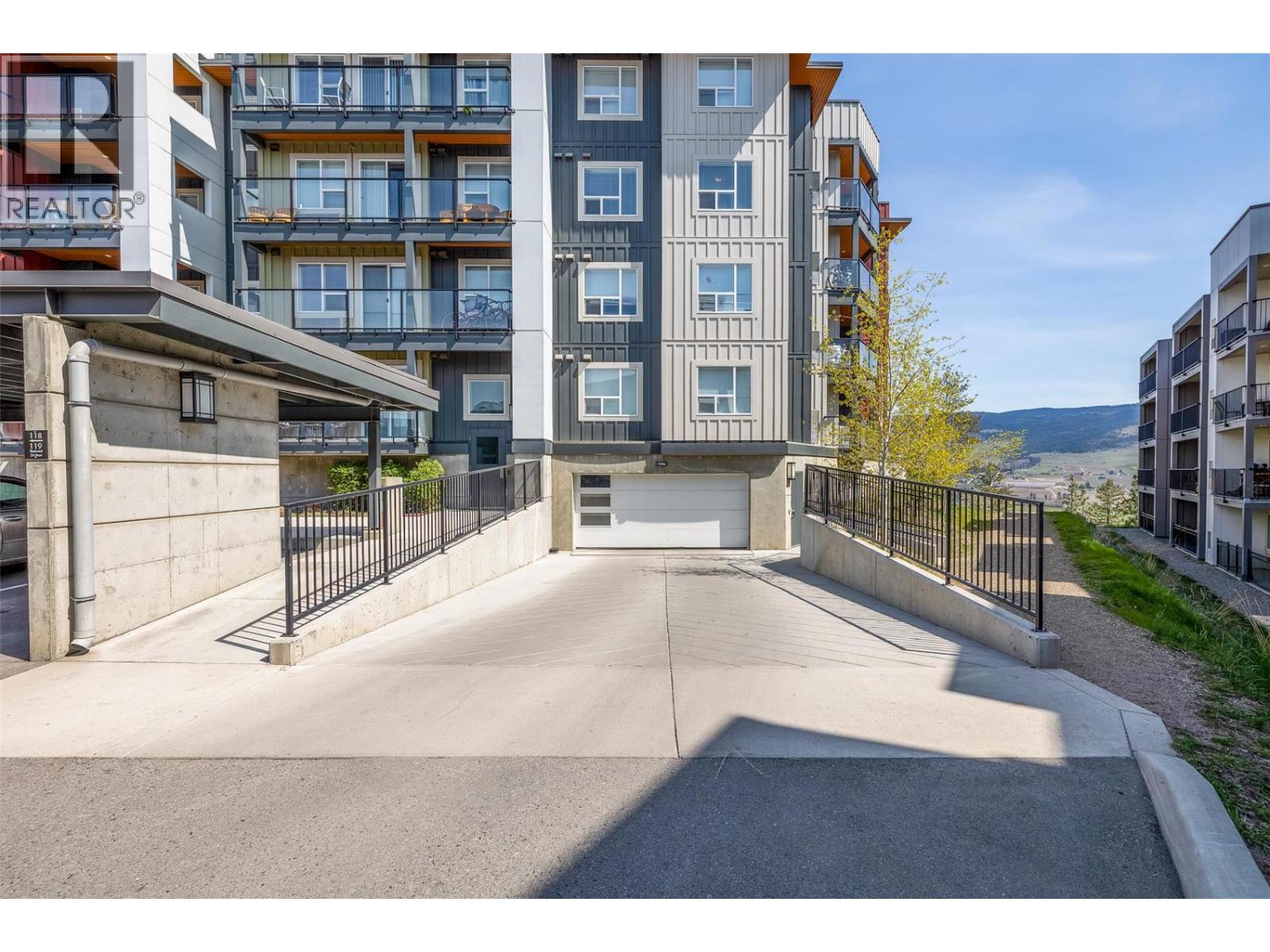 775 Academy Way Unit# 301, Kelowna, British Columbia  V1V 0A5 - Photo 4 - 10383267