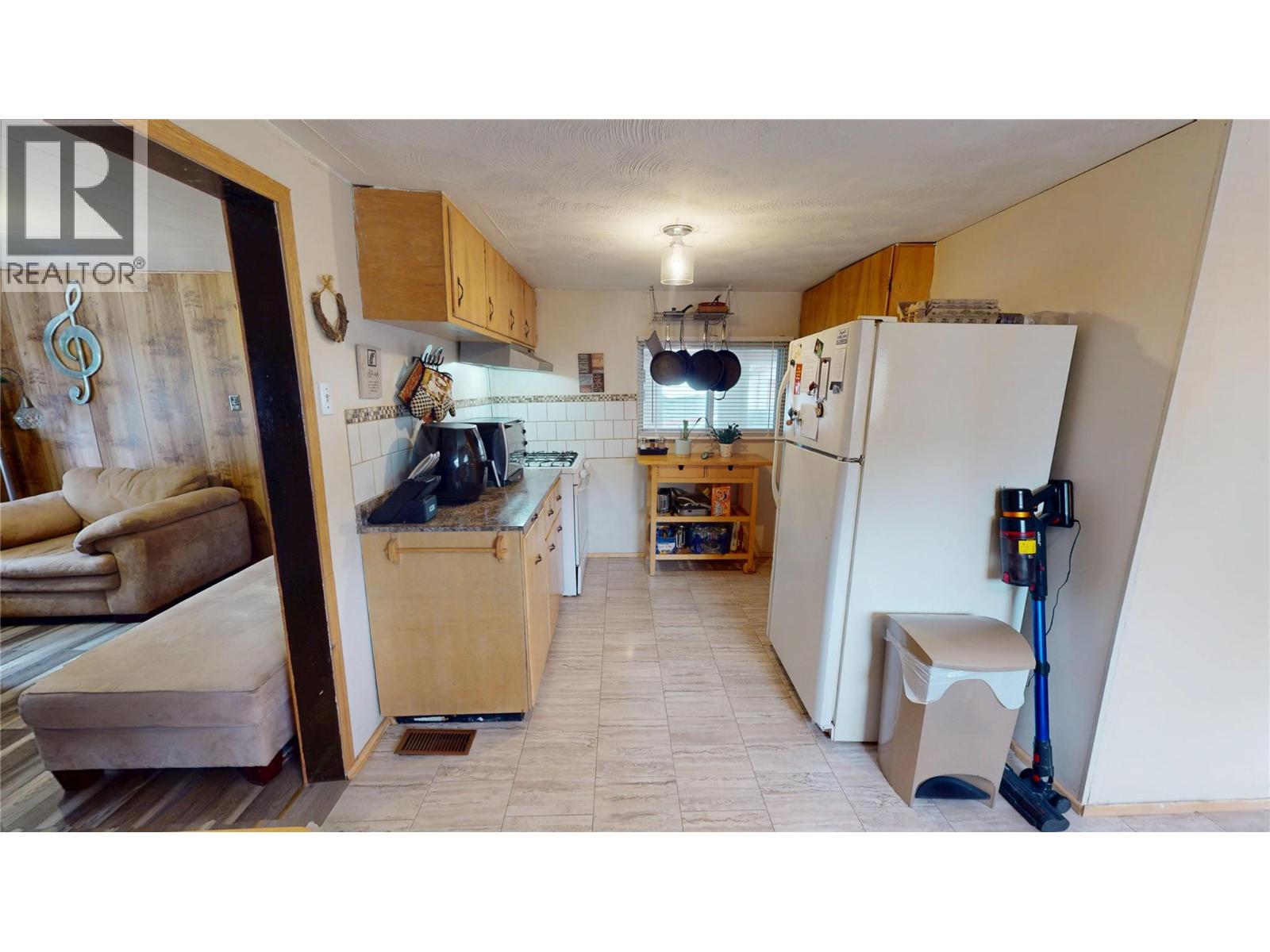 235 306th Avenue, Kimberley, British Columbia  V1A 3G8 - Photo 9 - 10383228