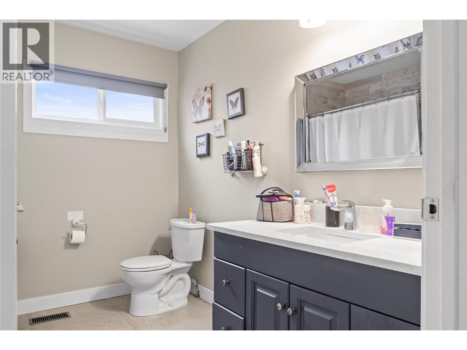 6699 Scott Road, Vernon, British Columbia  V1H 1N4 - Photo 11 - 10383417