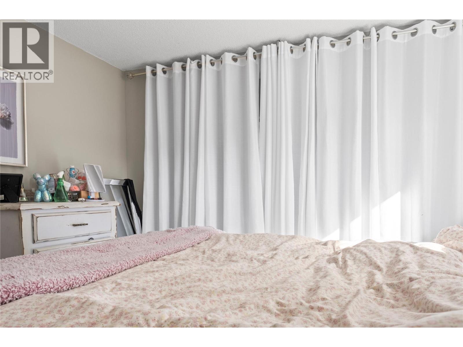 6699 Scott Road, Vernon, British Columbia  V1H 1N4 - Photo 13 - 10383417