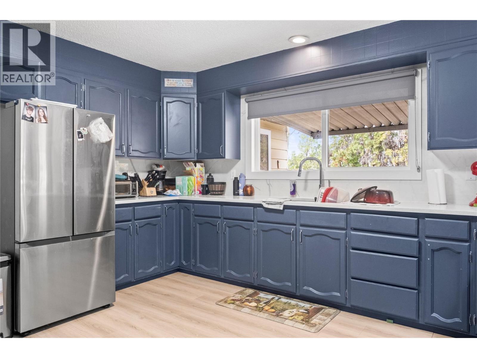 6699 Scott Road, Vernon, British Columbia  V1H 1N4 - Photo 3 - 10383417