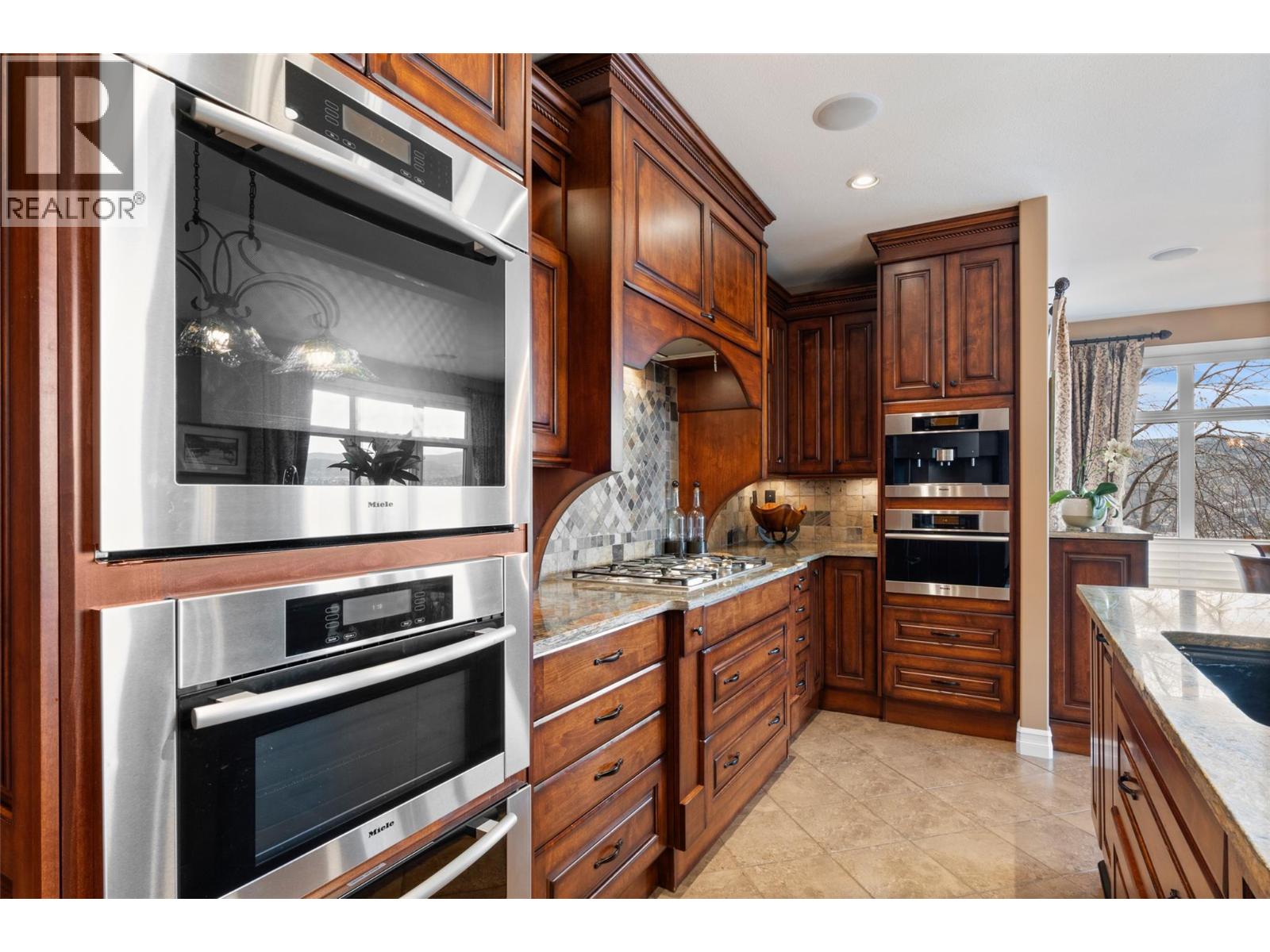 1590 Golf Ridge Drive, Kamloops, British Columbia  V2H 0A5 - Photo 6 - 10383314