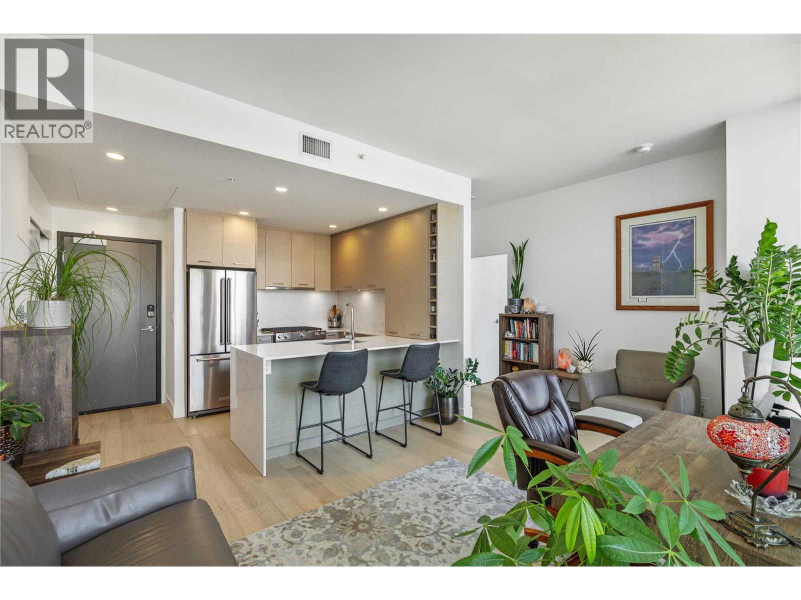 1181 Sunset Drive Unit# 1907, Kelowna, British Columbia  V1Y 0L4 - Photo 4 - 10382789