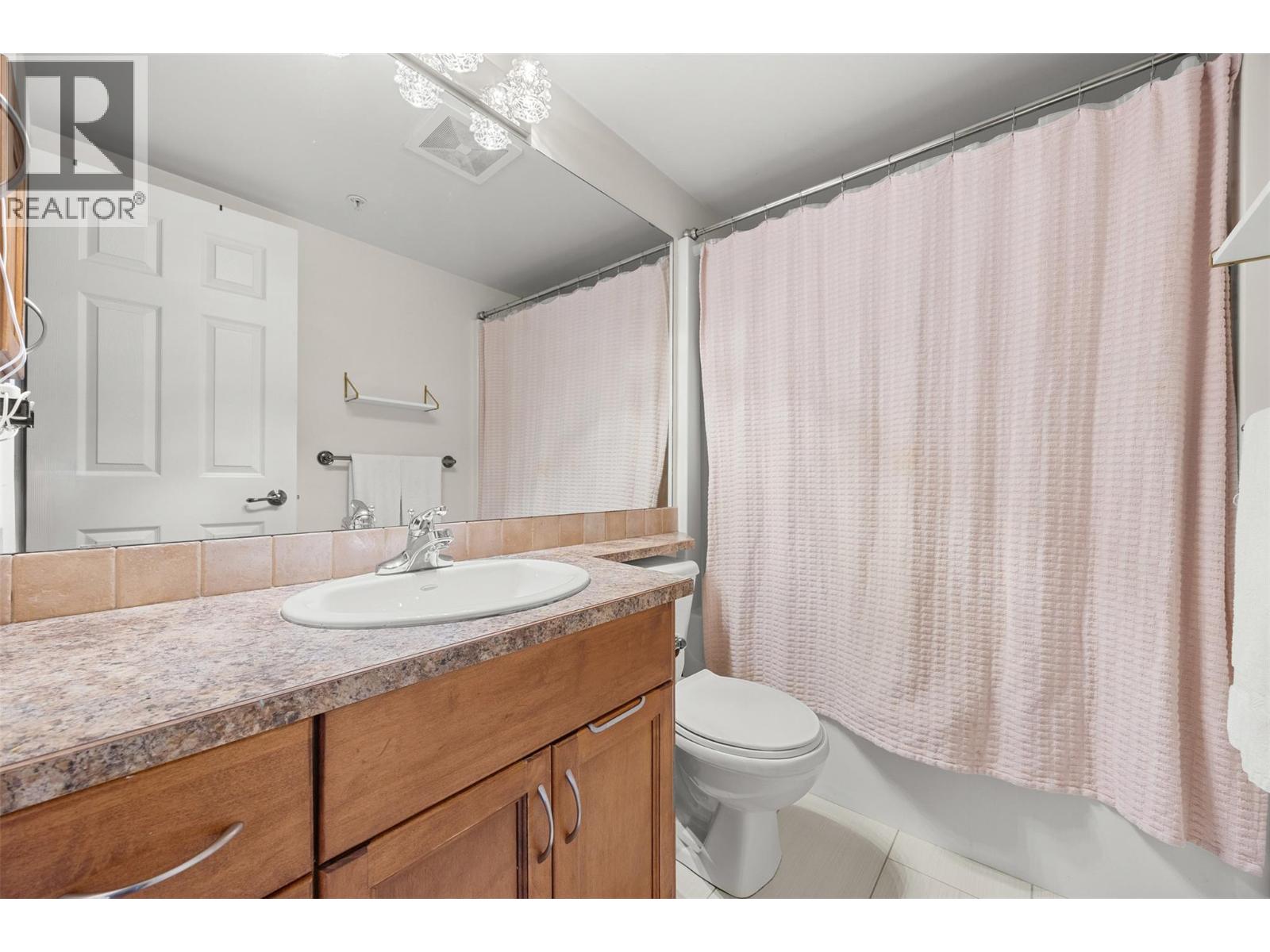 1965 Pandosy Street Unit# 201, Kelowna, British Columbia  V1Y 1R9 - Photo 11 - 10380791