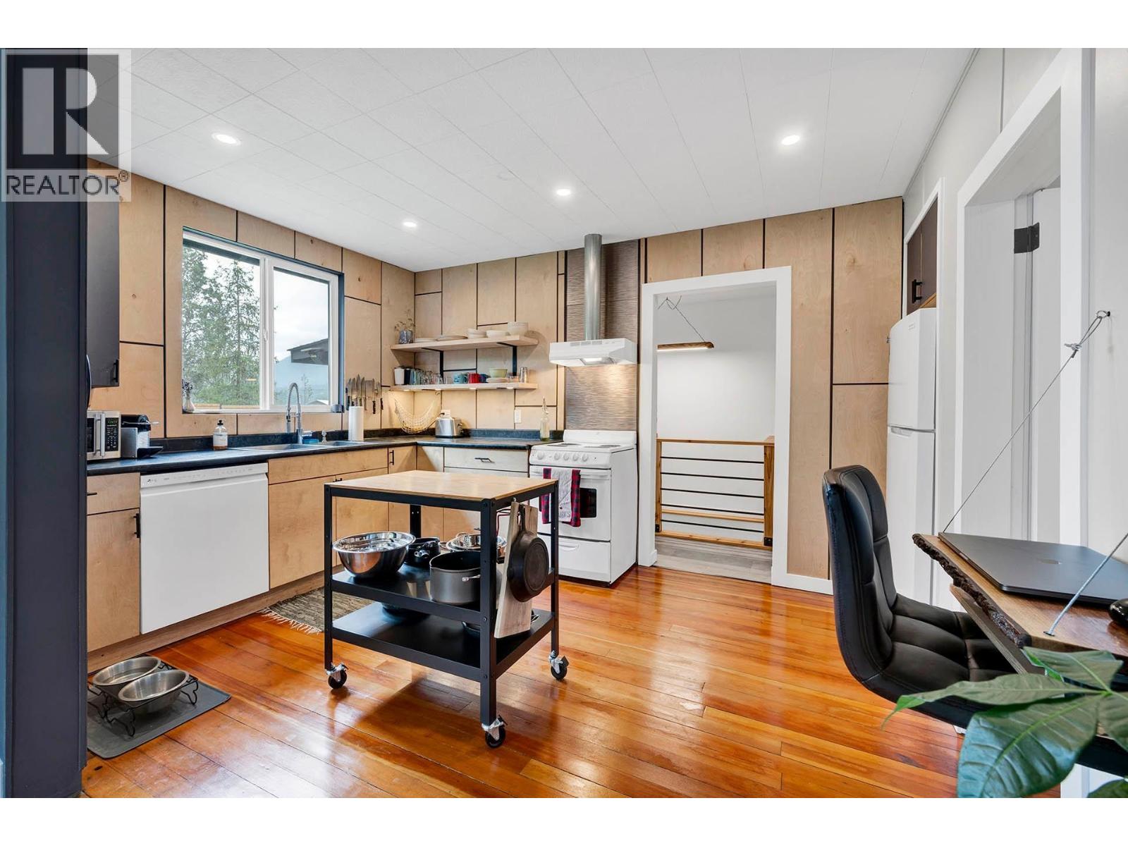 1615 Birch Island Lost Crk Road, Clearwater, British Columbia  V0E 1N1 - Photo 12 - 10383114