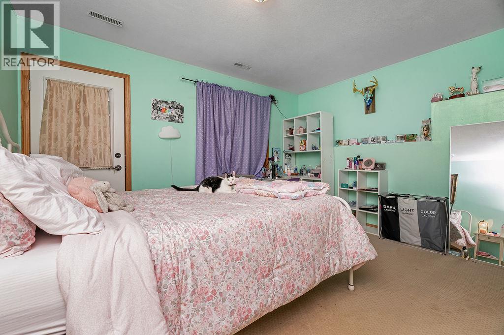 1002 Westridge Drive, Invermere, British Columbia  V0A 1K4 - Photo 15 - 10382927