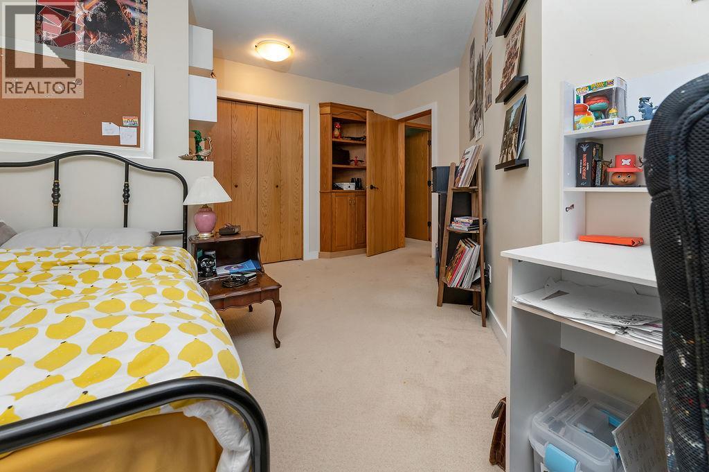 1002 Westridge Drive, Invermere, British Columbia  V0A 1K4 - Photo 18 - 10382927