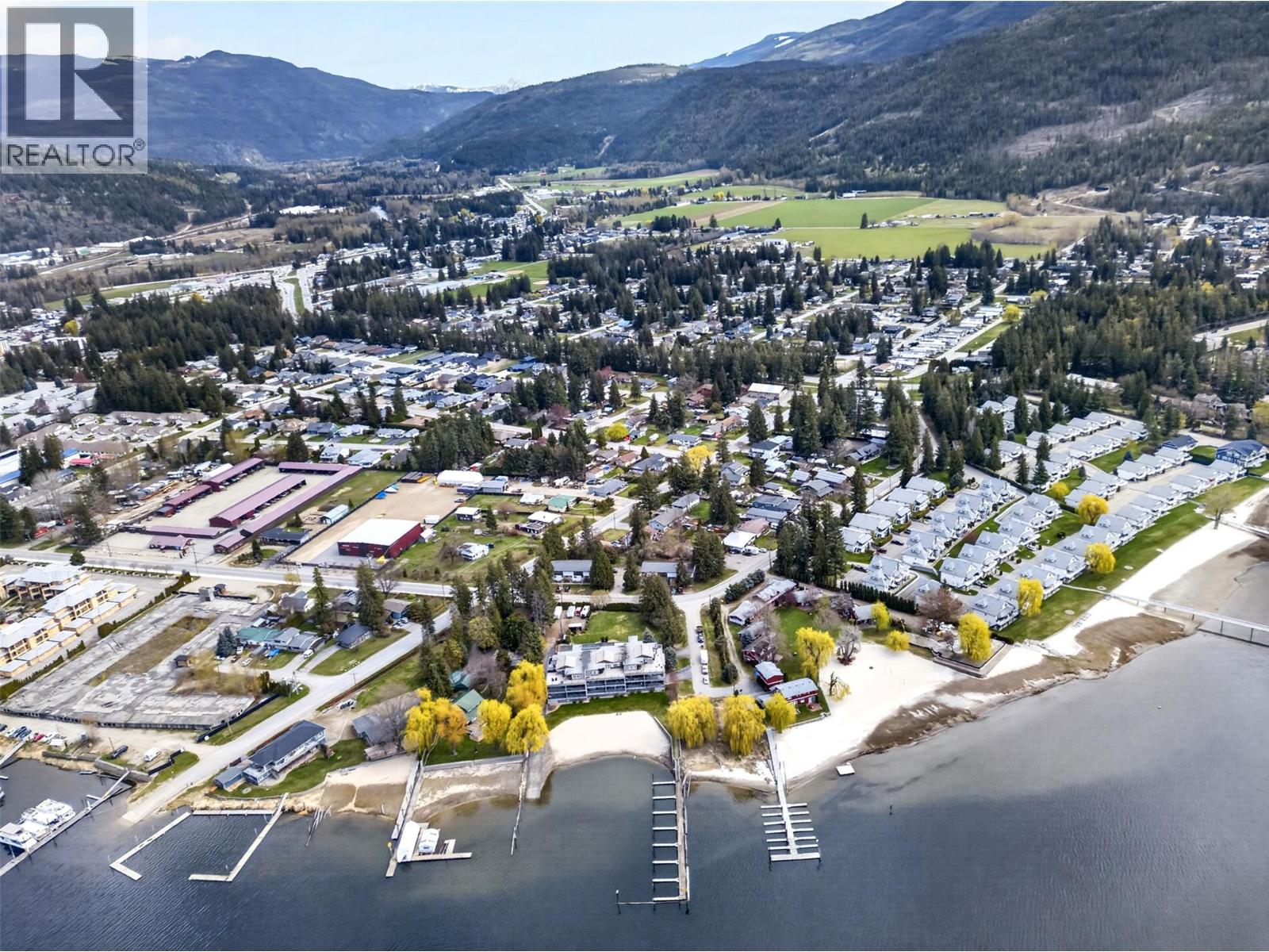 100 Archibald Street Unit# 8, Sicamous, British Columbia  V0E 2V1 - Photo 4 - 10383297