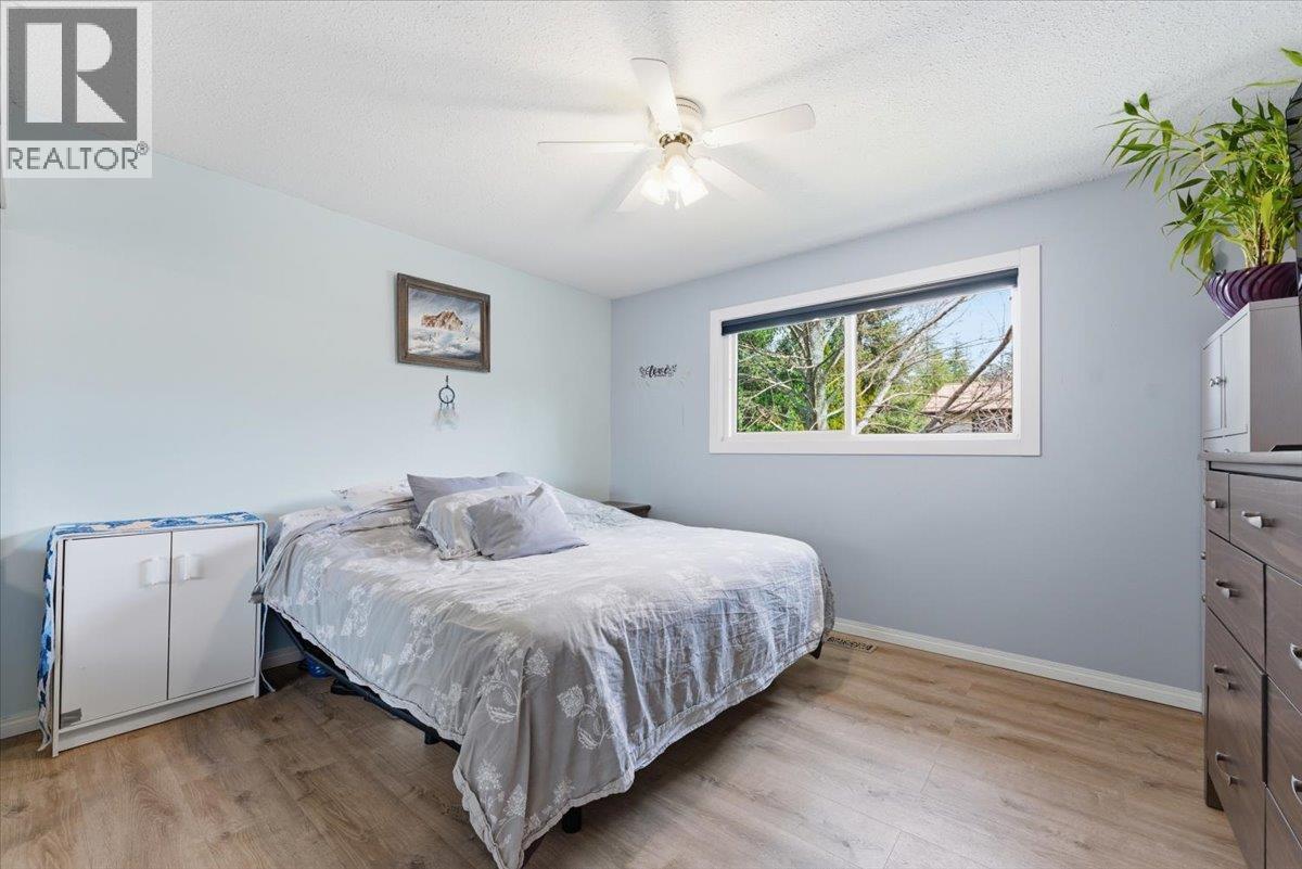 330 27 Street Ne, Salmon Arm, British Columbia  V1E 2A2 - Photo 16 - 10381251