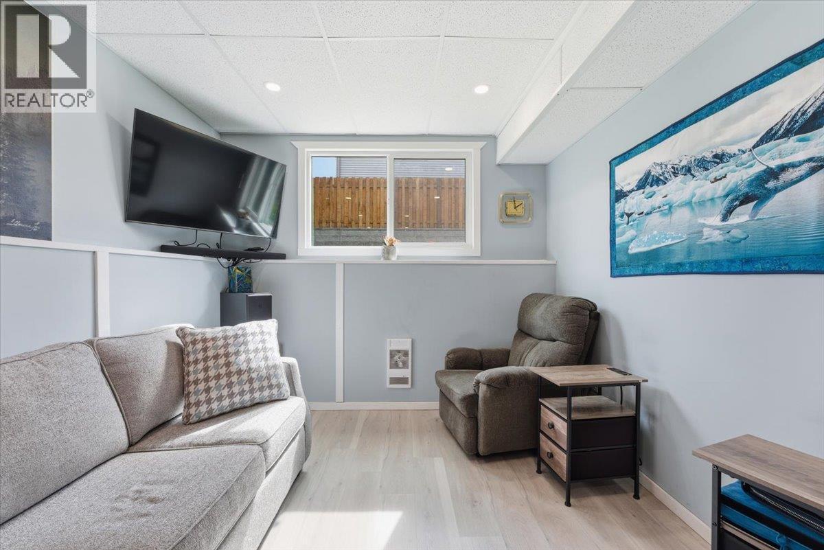 330 27 Street Ne, Salmon Arm, British Columbia  V1E 2A2 - Photo 20 - 10381251