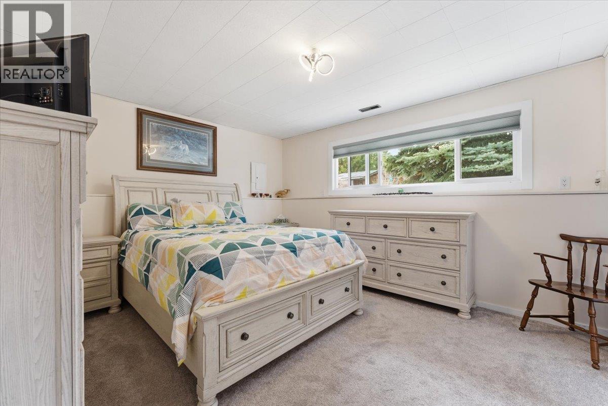 330 27 Street Ne, Salmon Arm, British Columbia  V1E 2A2 - Photo 23 - 10381251