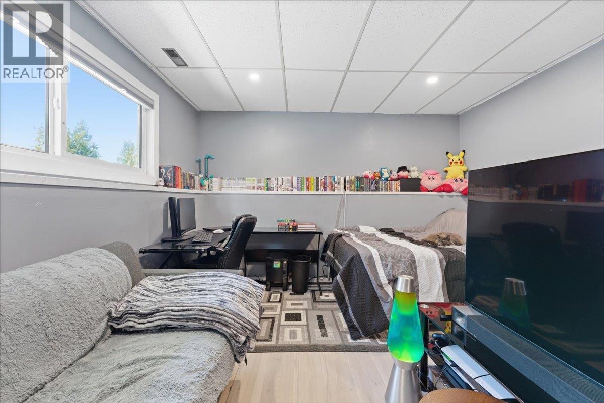 330 27 Street Ne, Salmon Arm, British Columbia  V1E 2A2 - Photo 28 - 10381251