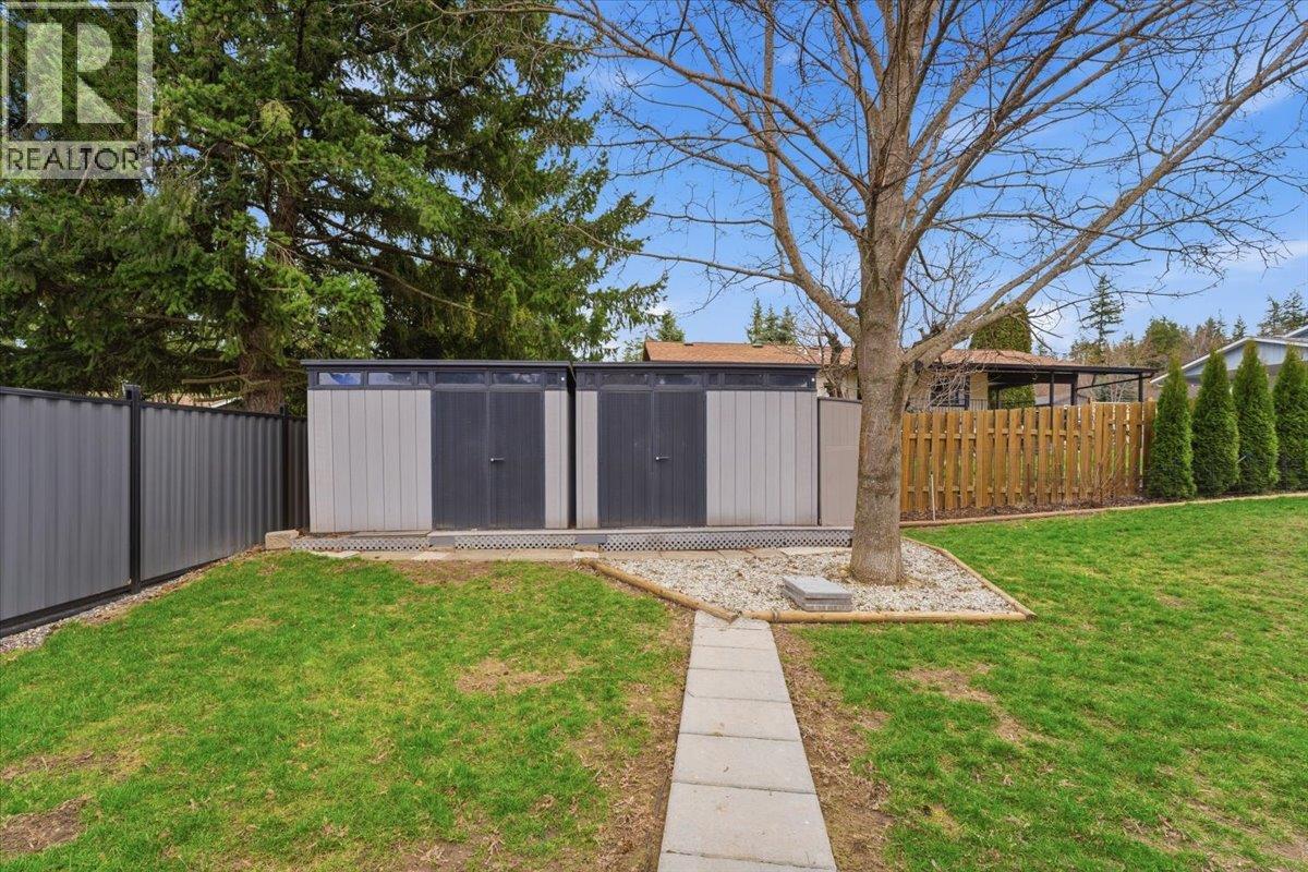 330 27 Street Ne, Salmon Arm, British Columbia  V1E 2A2 - Photo 34 - 10381251