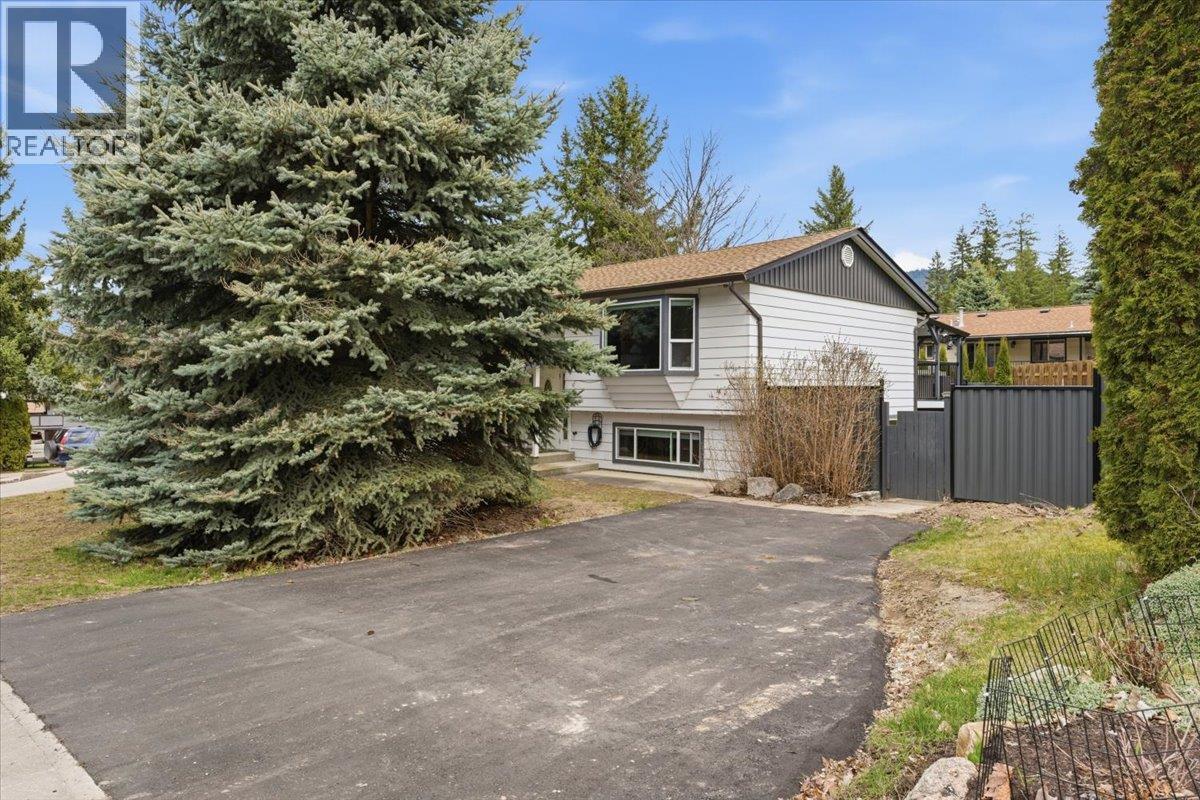 330 27 Street Ne, Salmon Arm, British Columbia  V1E 2A2 - Photo 42 - 10381251