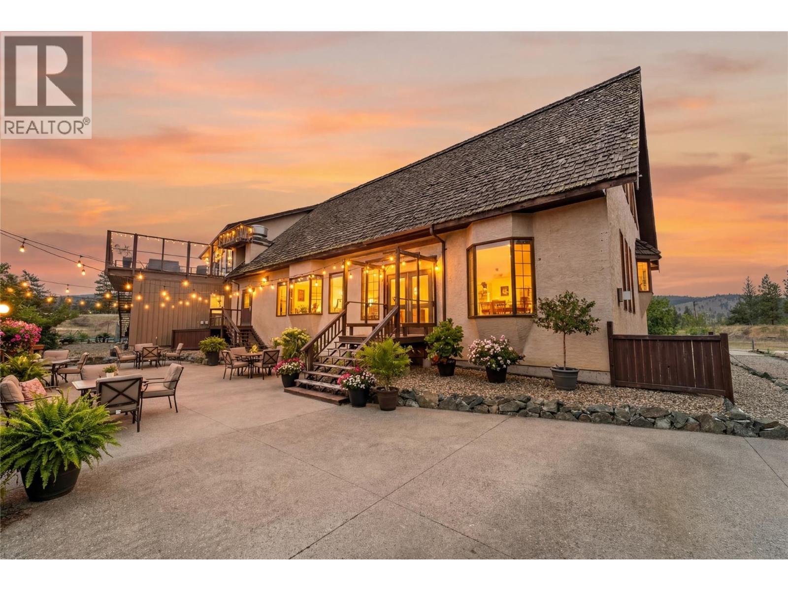 110 Bromley Place, Princeton, British Columbia  V0X 1W0 - Photo 2 - 10383444