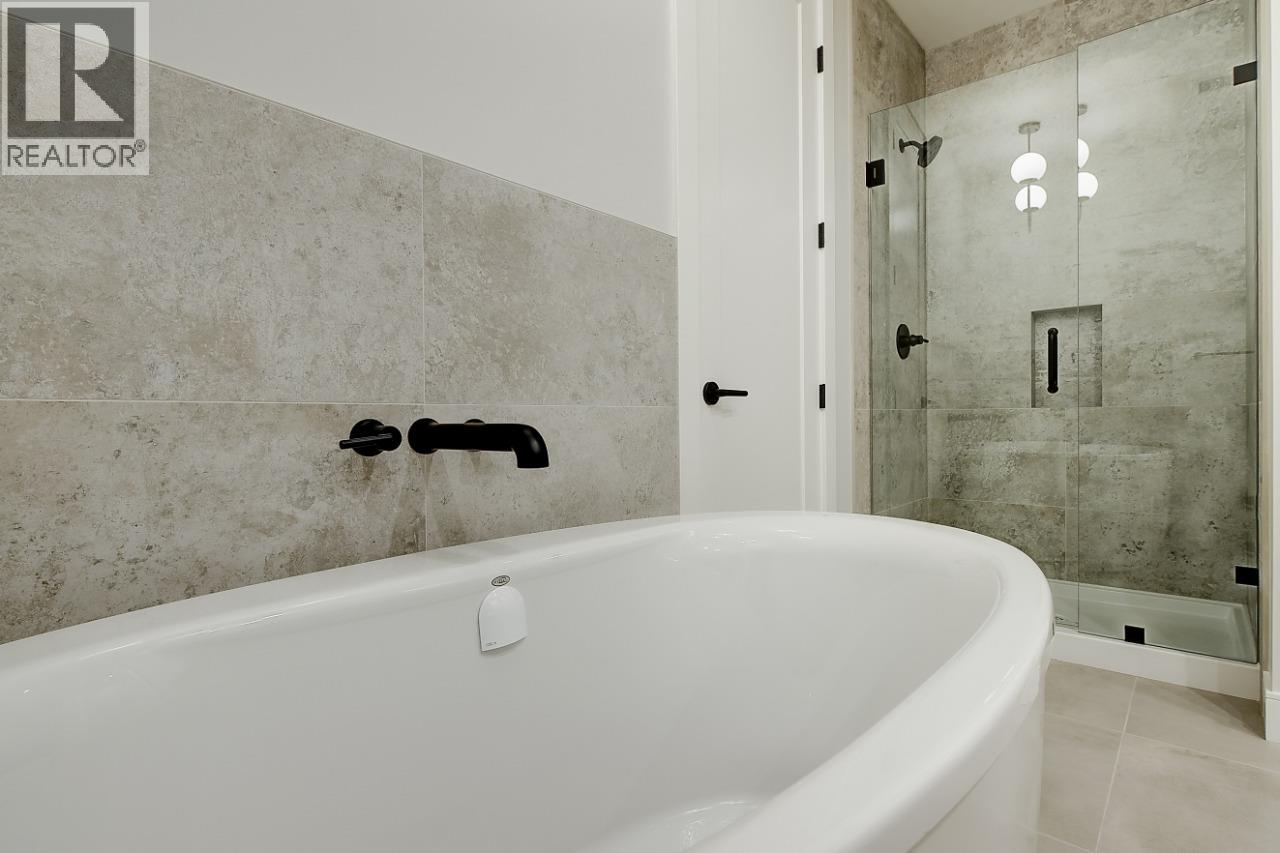 75 Predator Ridge Drive Unit# 205, Vernon, British Columbia  V1H 2H1 - Photo 26 - 10383415