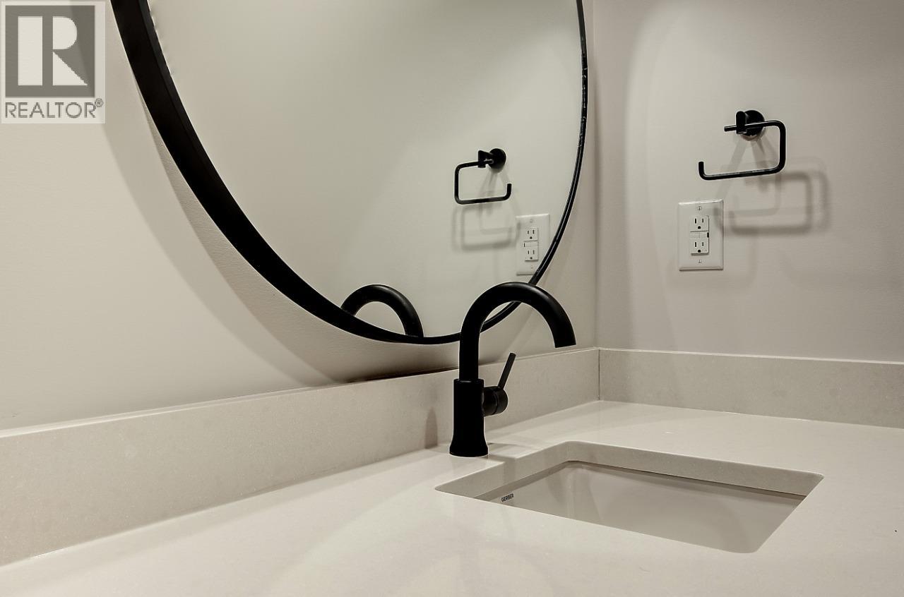 75 Predator Ridge Drive Unit# 205, Vernon, British Columbia  V1H 2H1 - Photo 35 - 10383415